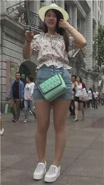 街拍超级美臀牛仔热裤清纯少女 [1.26 GB]