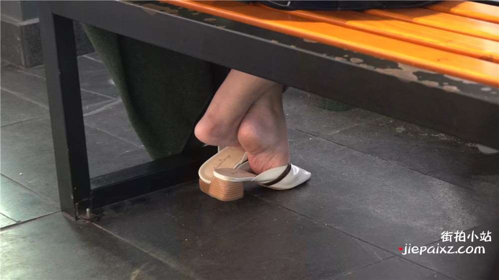白衬衫MM
