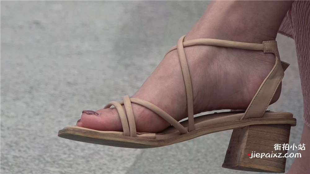 令人怦然心动的美女 2