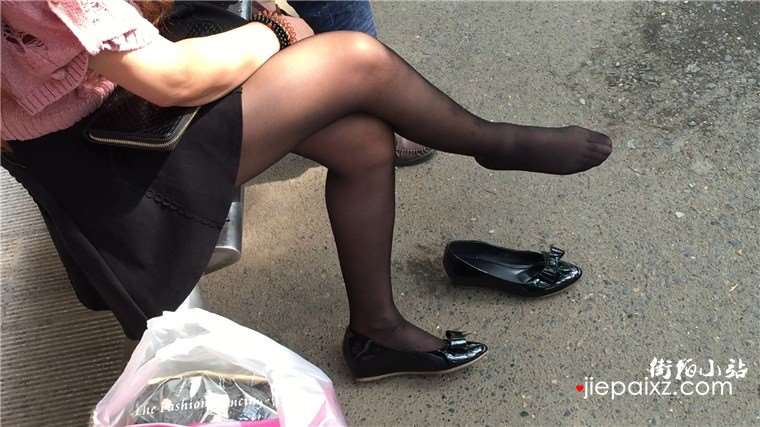极品黑丝袜美腿女孩