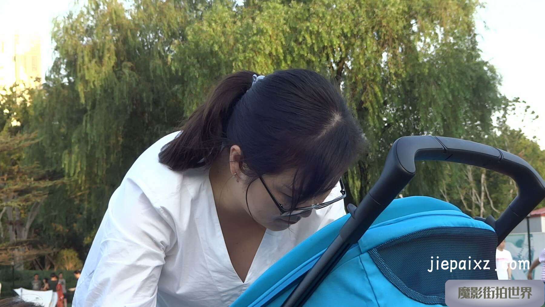 不仅仅是肉丝的诱惑 [300 MB/MP4]