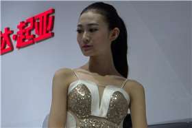 美女车模的极品玉足，令人垂涎三尺