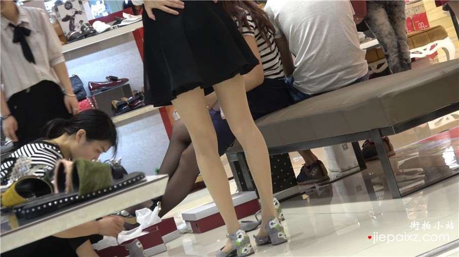 4k-鞋柜试鞋眼镜美女街拍丝袜