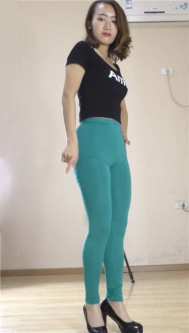 优尚舞姿美女慢摇热舞