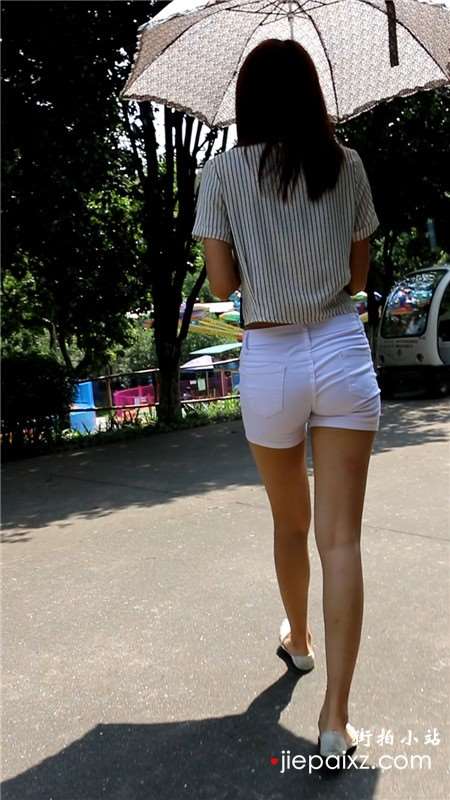 白色高腰热裤学妹街拍美腿 [1.20 GB]