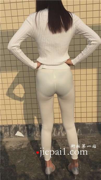 超级诱惑女神透明印内紧身裤模拍 [3.78 GB]