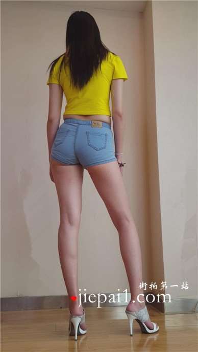 小美AOA -Miniskirt 横竖拍浅蓝热裤慢摇 [829 MB]