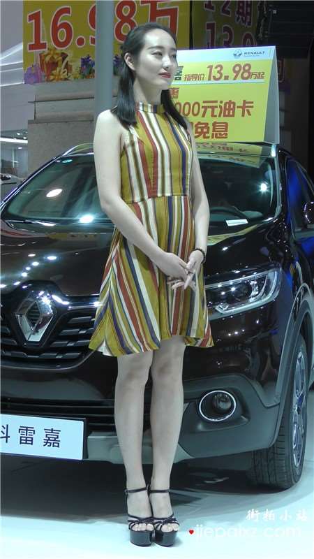 4k-条纹连衣裙知性模特美女