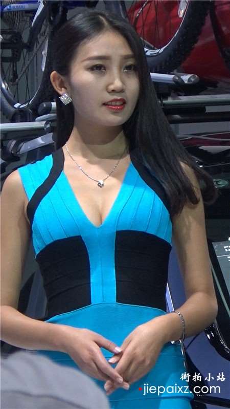 性感包臀裙甜美高颜值美女车模