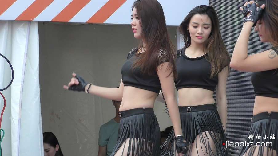 4k-舞台表演热舞的性感街拍美女
