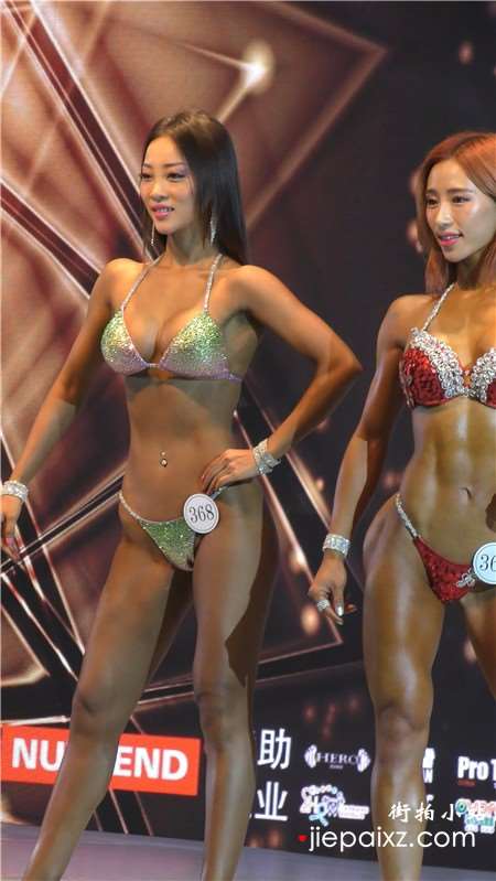 4k-健身美臀火辣身材街拍美女