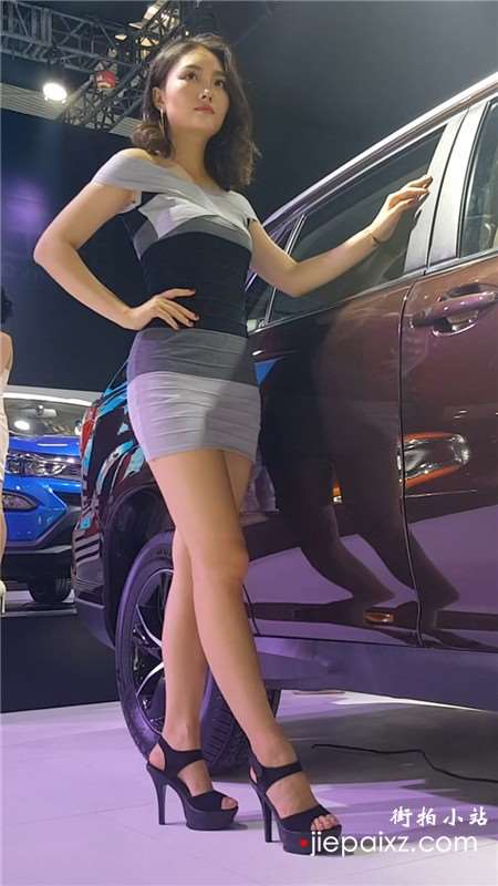 极品性感包臀裙美女车模