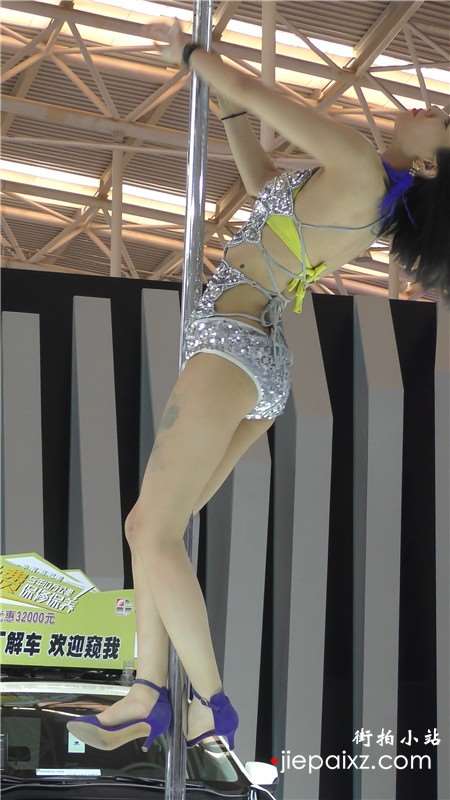 4k-性感美女钢管舞表演