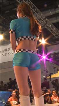 性感好身材美女模特舞台走秀。