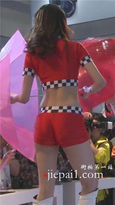 性感好身材美女模特舞台走秀。