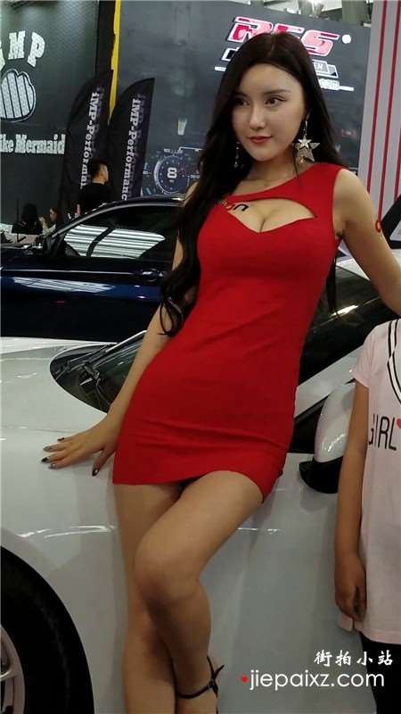 4k-大红色性感包臀裙美女车模