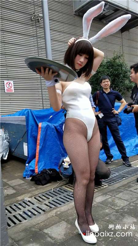 4k-性感网袜高叉女仆装兔女郎二次元美女