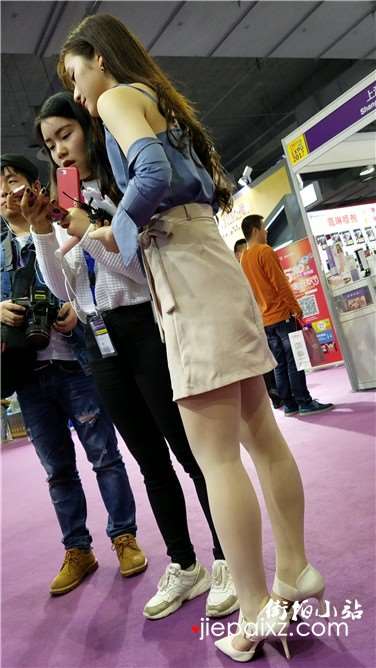 4k超清，性感短裙高跟鞋极品美女姐姐