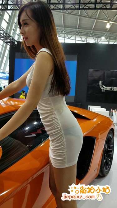 4k超清，极品性感身材大波车模美女