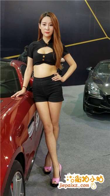 4k超清，极品大长腿性感粉色高跟鞋美女车模