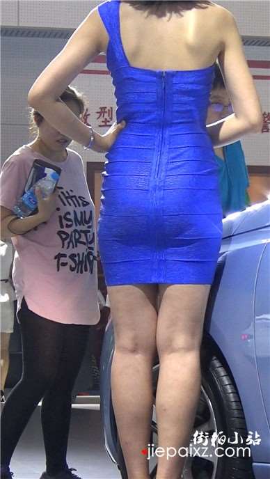 极品蓝色包臀裙性感车模美女