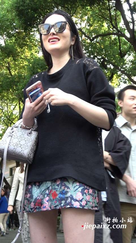 4K 性感身材短裙街拍高跟美女
