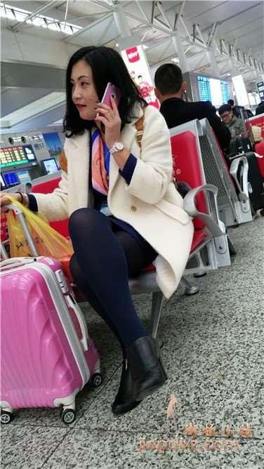 4k视频，超级气质黑丝袜性感熟女