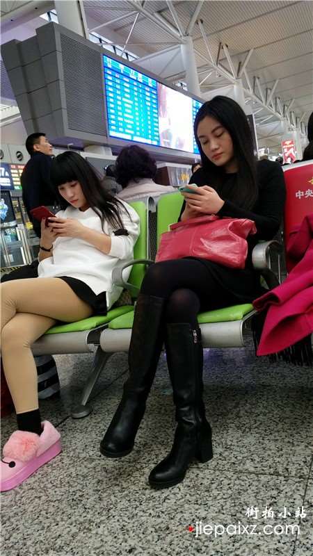 4k-候车室拍摄黑丝美腿女神姐姐