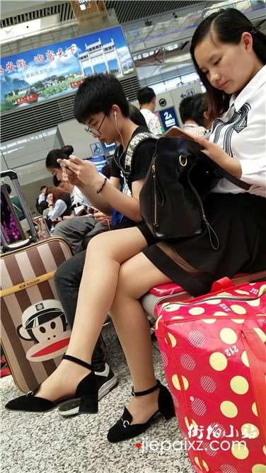 4k超清，长腿小清新美眉