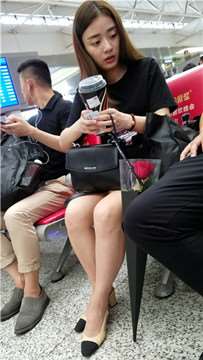 4k超清，苗条细腿高跟小清新美女