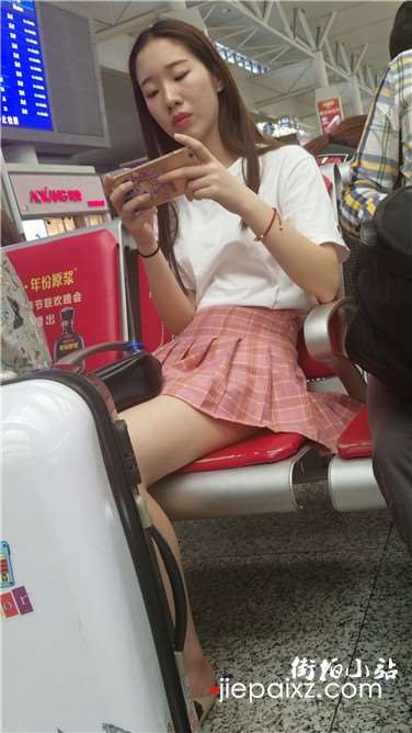 4k超清，极品气质长腿粉裙美眉