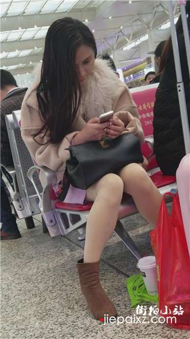 4k-极品长发高颜值肉色丝袜长腿美女