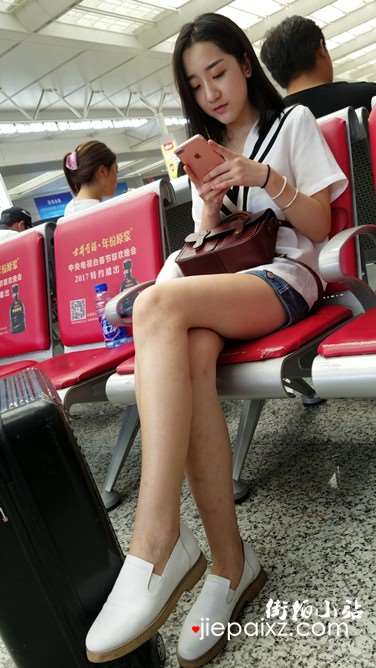 4k超清，热裤美腿清秀美女小姐姐