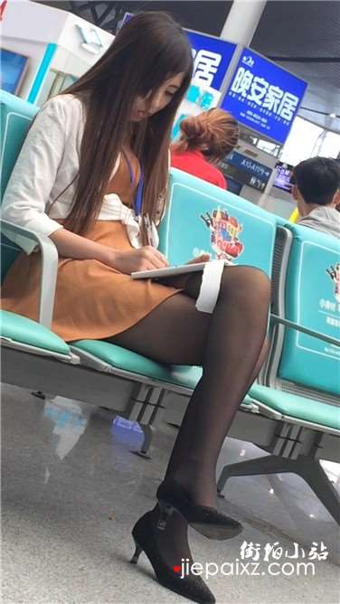 超长视频，完美身材黑丝袜尖嘴高跟性感美女