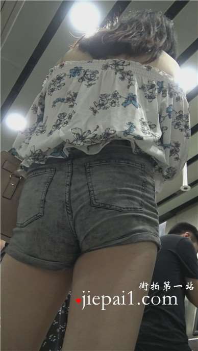 4k-知性甜美长腿热裤女神姐姐（下）[1.39 GB]