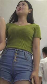 4k-美腿紧身牛仔热裤长发女神楚楚动人 [1.69 GB]