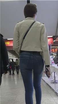 4k-逛商场偶遇紧身蓝牛短发美女姐姐 [1.23 GB]