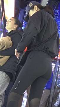 4k-极品圆臀长腿紧身裤美女（上）[1.79 GB]