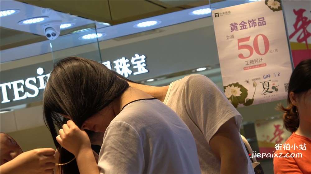 4K - 妹纸的一双凉高跟配丝袜美足令人垂涎 [1.14 GB/MP4]