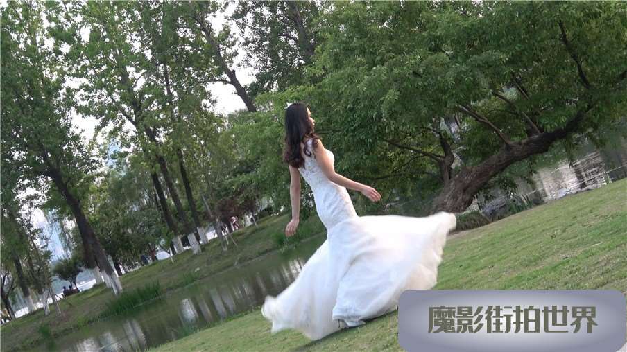 4k-幸福满满的白色高跟鞋美女拍婚纱照