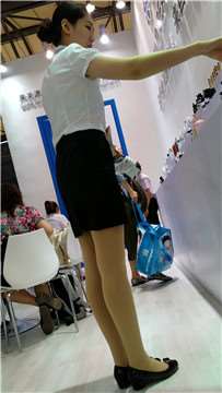 4k-白衬衫OL短裙制服街拍肉丝化妆品销售