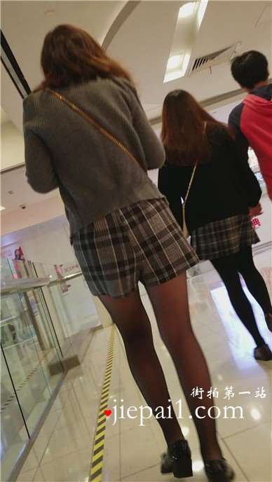 4k-黑丝美腿小清新美女姐姐逛商场。