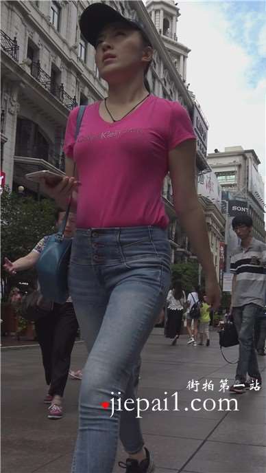 4k-极品紧身蓝牛鸭舌帽之马尾辫圆臀美女 [3.42 GB]