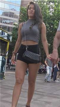 4k-街拍美腿高腰热裤水蜜桃臀的洋妞 [1.74 GB]