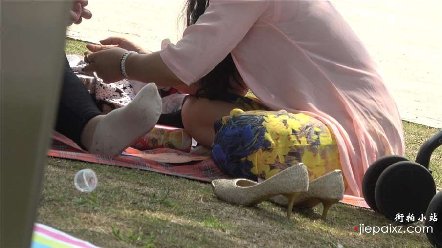 4k-粉色衬衫连衣裙高跟鞋美女少妇