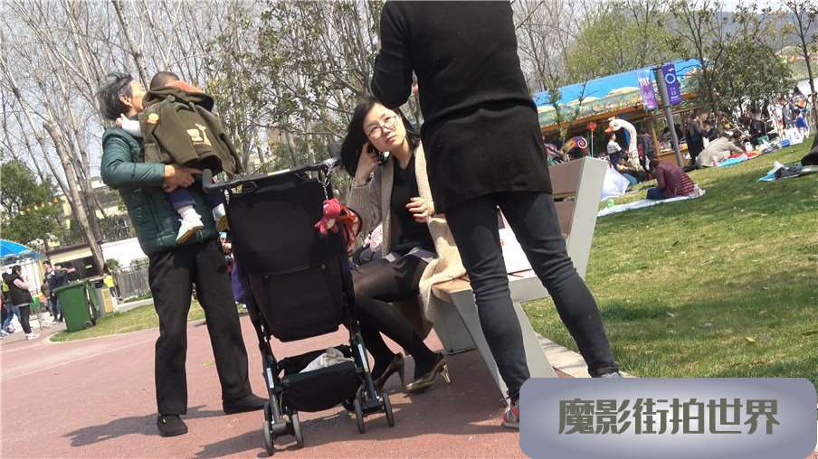 4k-极品黑丝高跟鞋年轻辣妈