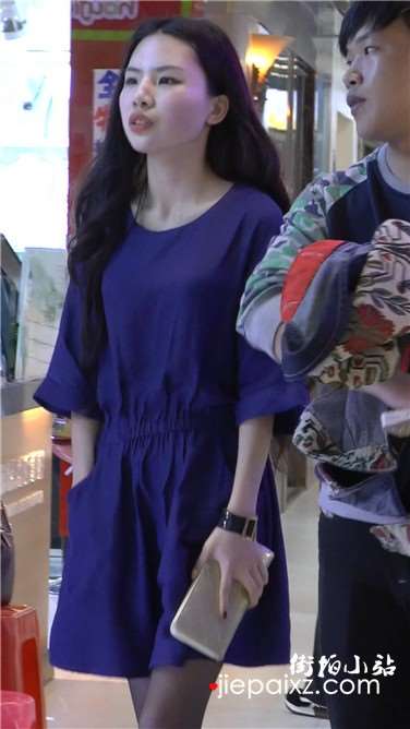 街拍极品黑丝漂亮美女