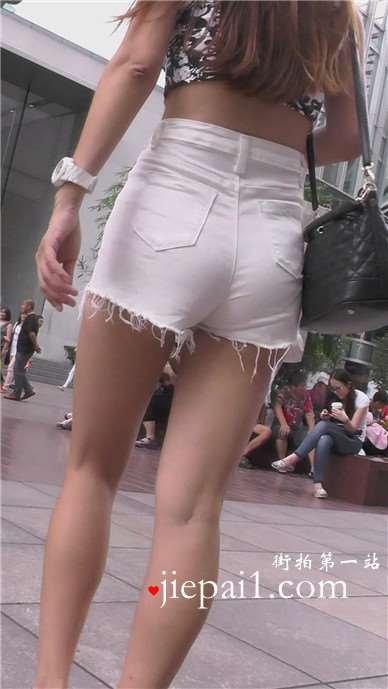 近距离体验饱满美三角苹果臀，太酸爽了 [3.40 GB]