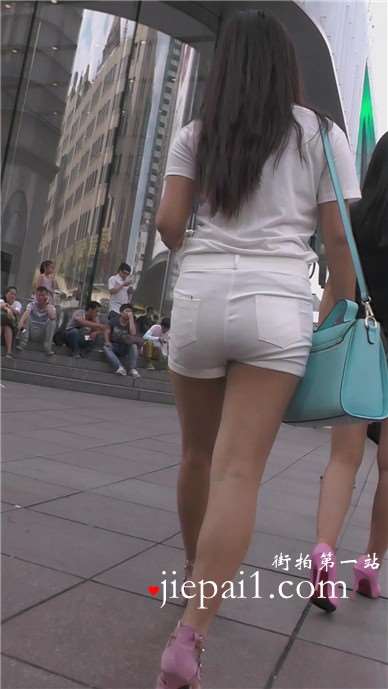 街拍粉色高跟鞋白热裤美腿美眉 [1.90 GB]