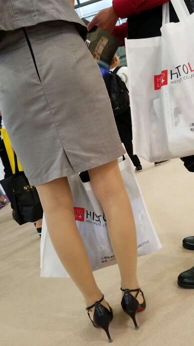 4k超清，清纯的高跟鞋丝足OL制服美女
